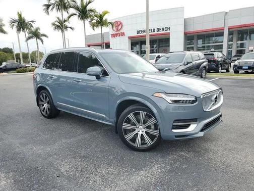 2022 Volvo XC90 Recharge Plug-In Hybrid T8 Inscription 6 Passenger