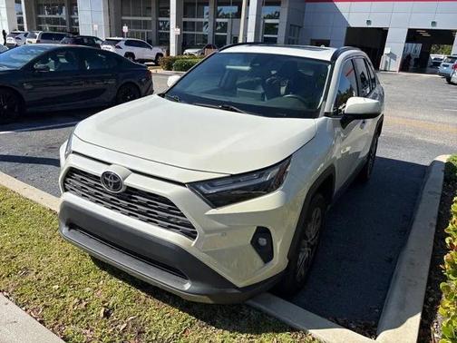 2022 Toyota RAV4 Limited
