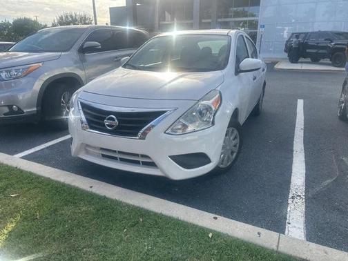 2017 Nissan Versa 1.6 S+