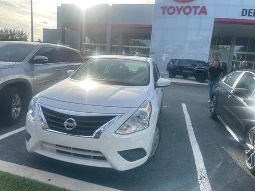 2017 Nissan Versa 1.6 S+