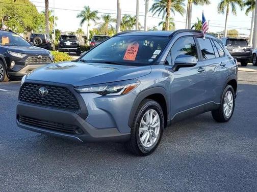 2022 Toyota Corolla Cross LE