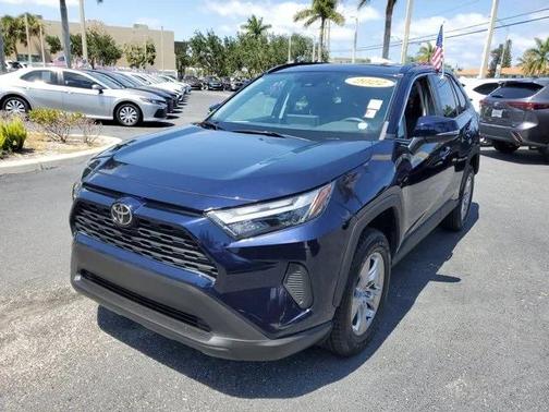 2022 Toyota RAV4 XLE