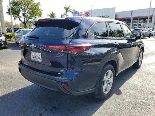 2024 Toyota Highlander LE
