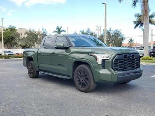 2022 Toyota Tundra SR5