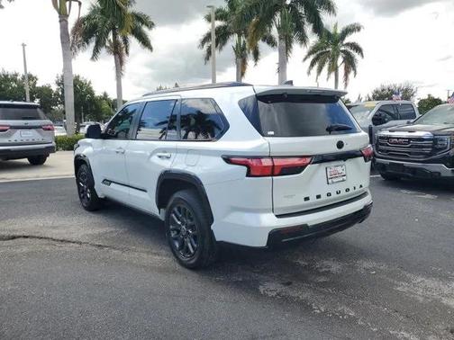 2024 Toyota Sequoia Platinum