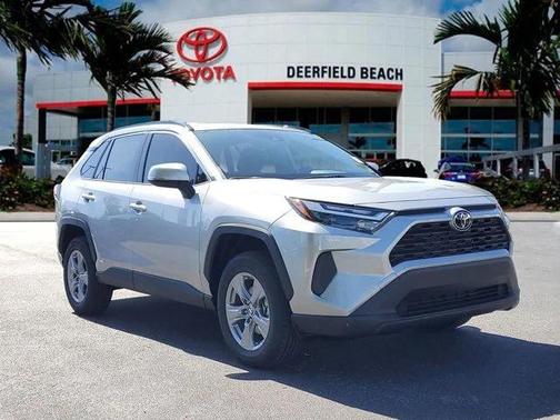 2025 Toyota RAV4 Hybrid XLE