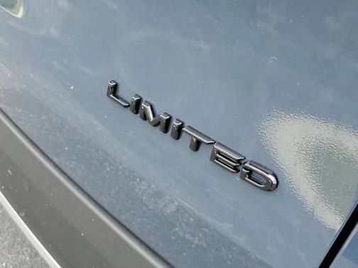 2025 Toyota Grand Highlander Hybrid Limited MAX