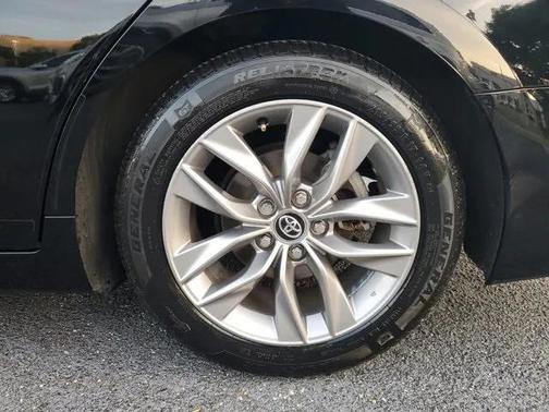 2020 Toyota Avalon Hybrid XLE Plus