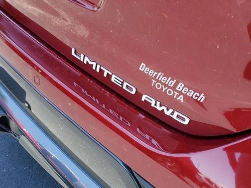 2025 Toyota Highlander Limited