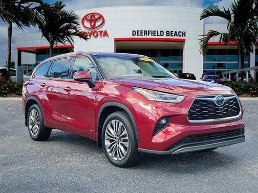 Ruby Flare Pearl 2021 Toyota Highlander Hybrid Platinum
