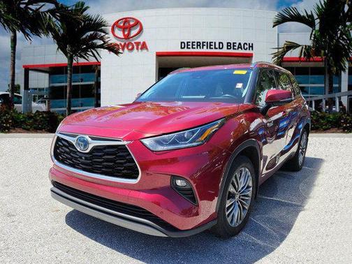 Ruby Flare Pearl 2021 Toyota Highlander Hybrid Platinum