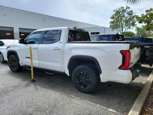 Ice Cap 2024 Toyota Tundra SR5