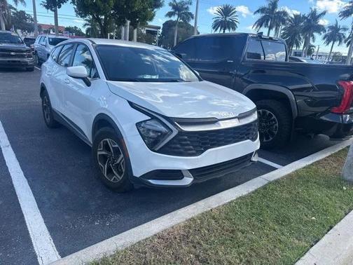 2023 Kia Sportage LX