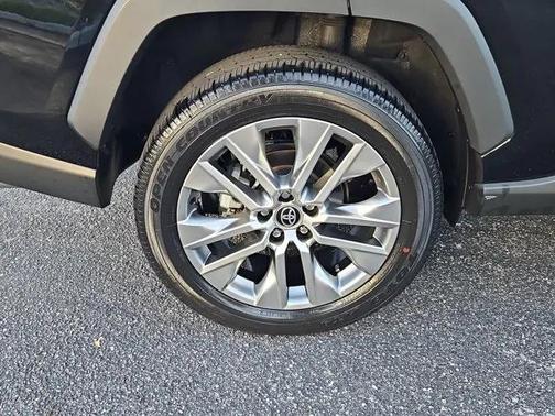 2023 Toyota RAV4 Limited