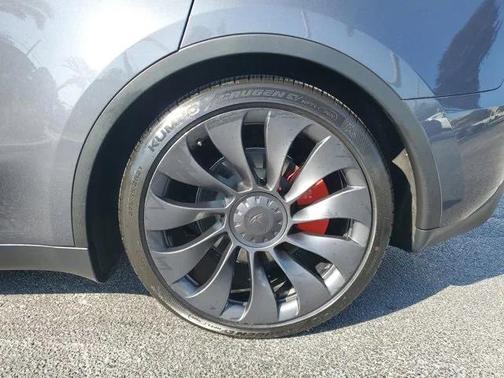 2023 Tesla Model Y Performance Dual Motor All-Wheel Drive