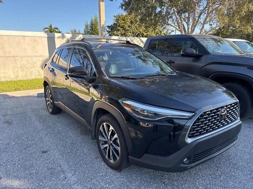 2023 Toyota Corolla Cross XLE
