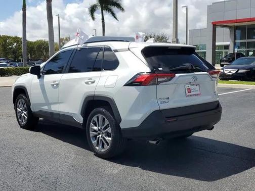 2024 Toyota RAV4 XLE Premium
