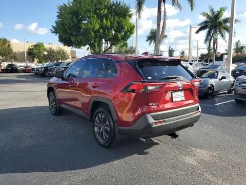 2024 Toyota RAV4 Hybrid XLE Premium