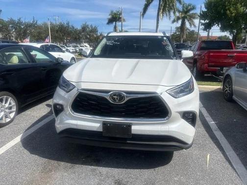 2022 Toyota Highlander Limited