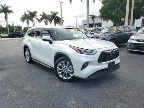 2022 Toyota Highlander Limited