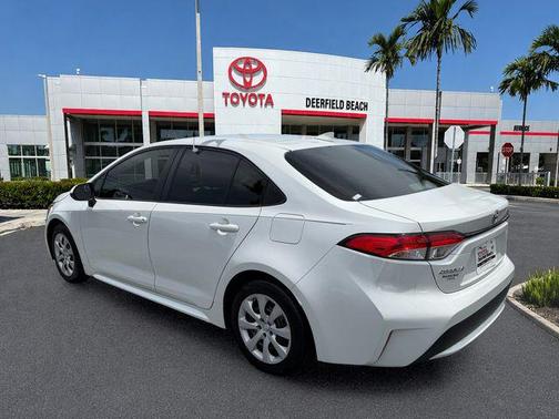 Wind Chill Pearl 2022 Toyota Corolla LE