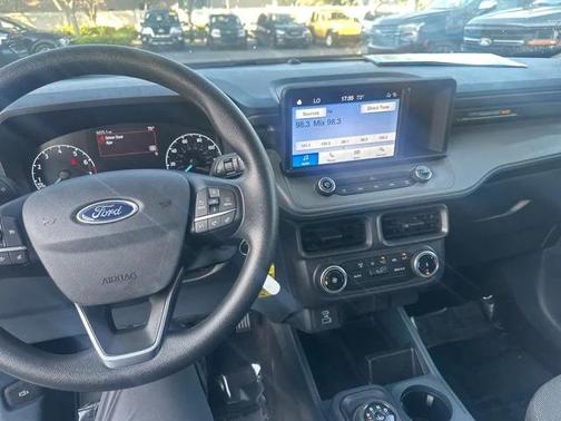 2024 Ford Maverick XL