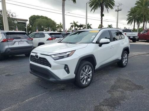 2023 Toyota RAV4 XLE Premium