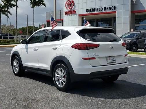 2020 Hyundai TUCSON SE