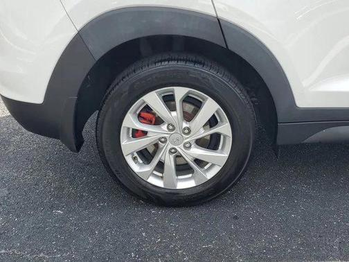 2020 Hyundai TUCSON SE