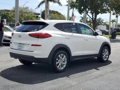 2020 Hyundai TUCSON SE