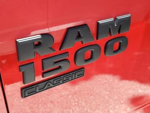 2024 RAM 1500 Classic Warlock Crew Cab 4x2 5'7' Box