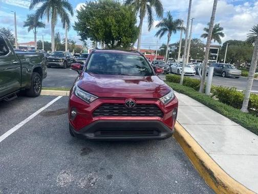 2021 Toyota RAV4 XLE
