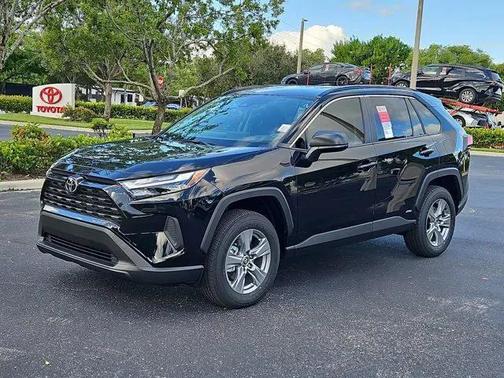 2025 Toyota RAV4 Hybrid LE