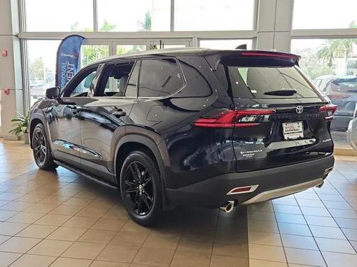 2025 Toyota Grand Highlander Platinum