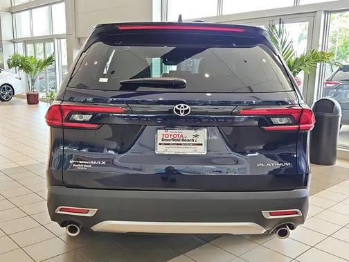 2025 Toyota Grand Highlander Platinum