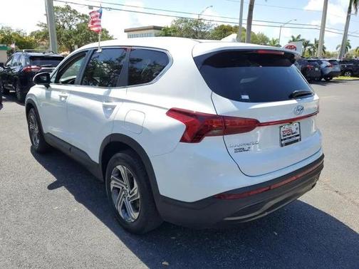 2022 Hyundai SANTA FE SE