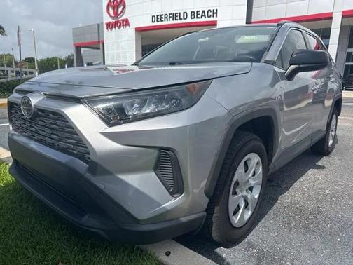 2019 Toyota RAV4 LE