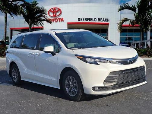 2026 Toyota Sienna XLE