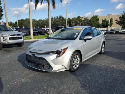 2020 Toyota Corolla LE