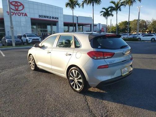 2020 Hyundai Elantra GT Base