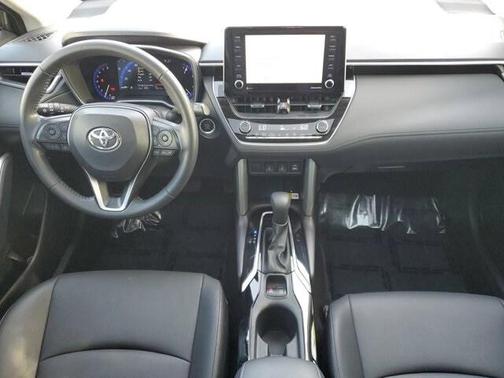 2022 Toyota Corolla Cross XLE