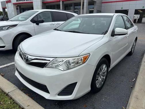 2013 Toyota Camry 