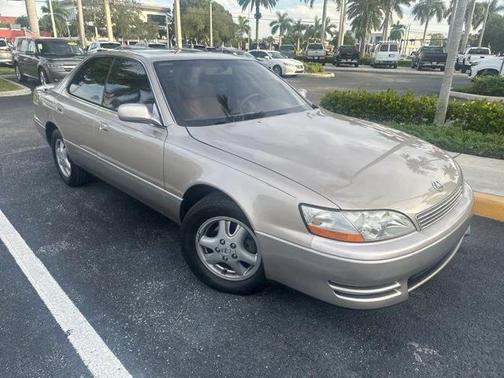 1994 Lexus ES 300 Base