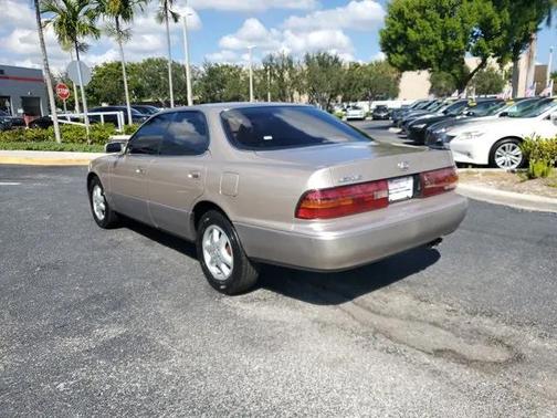 1994 Lexus ES 300 Base