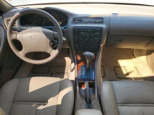 1994 Lexus ES 300 Base