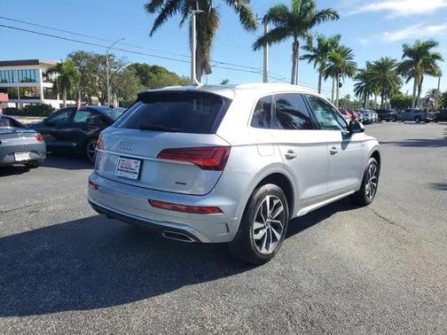 2024 Audi Q5 45 S line Premium Plus