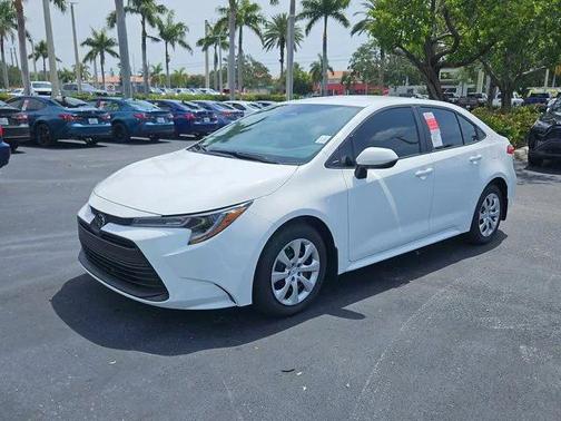 2025 Toyota Corolla LE
