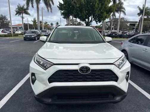 2021 Toyota RAV4 XLE