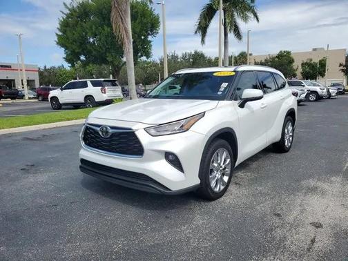 2023 Toyota Highlander Platinum