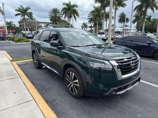 2023 Nissan Pathfinder Platinum 4WD